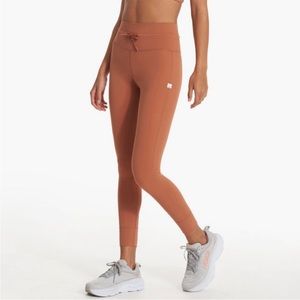 Vuori Daily Leggings small